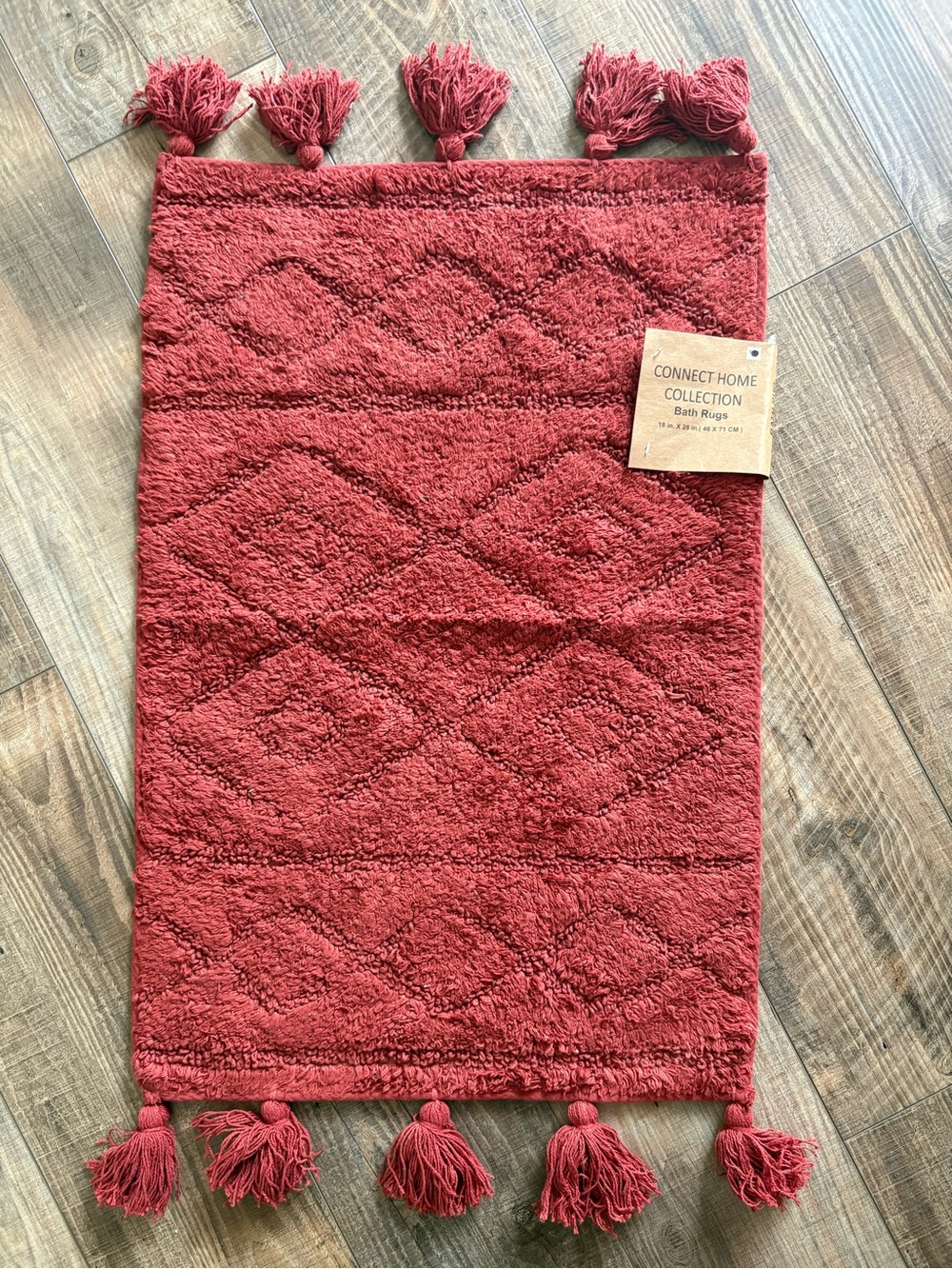 CONNECT HOME COLLECTIONS 100% Cotton Accent Bath Mat Rug Pom Poms 28”